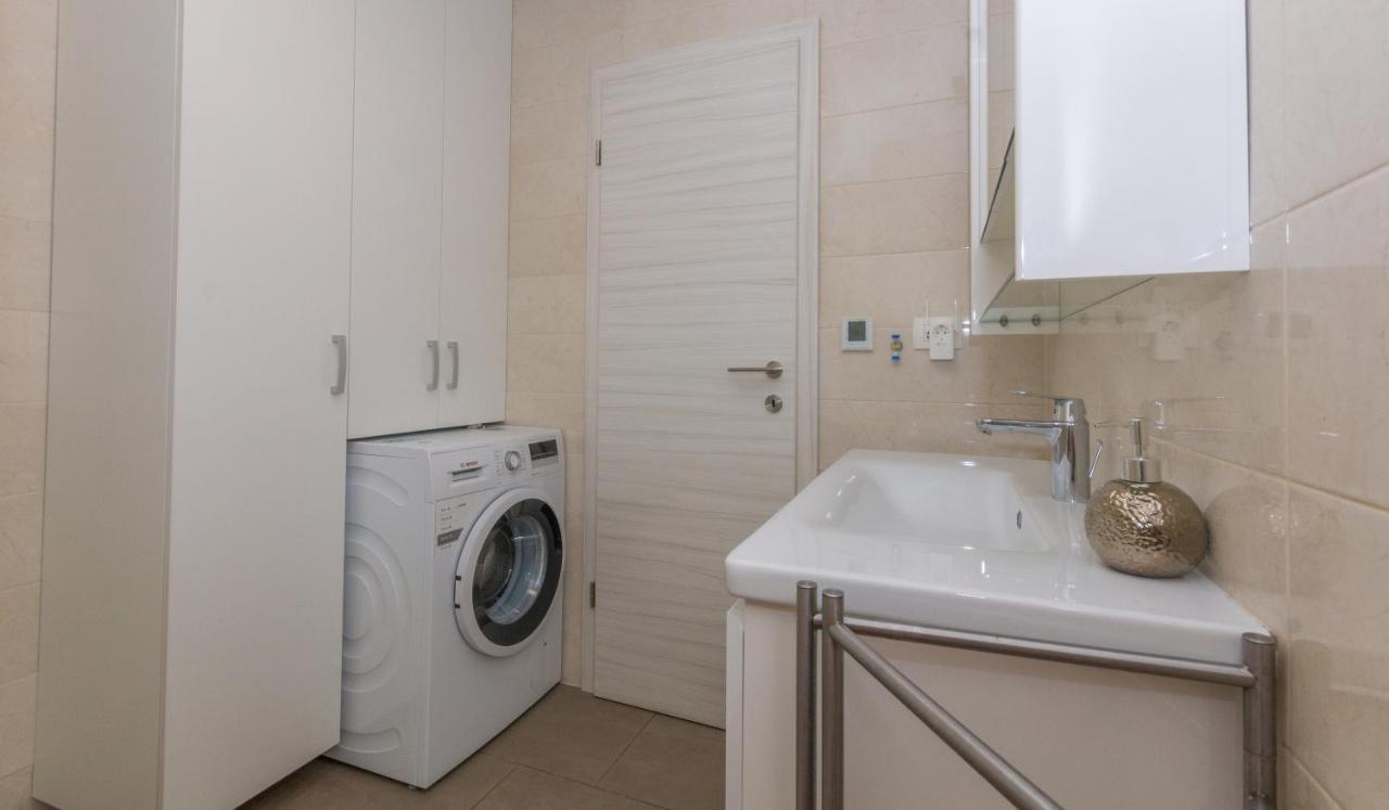 Adria Krk Apartment Krk Town Luaran gambar