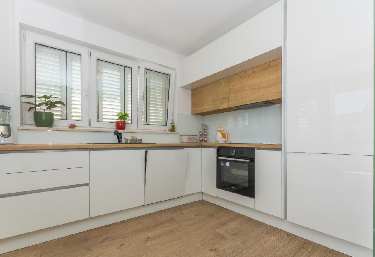 Adria Krk Apartment Krk Town Luaran gambar